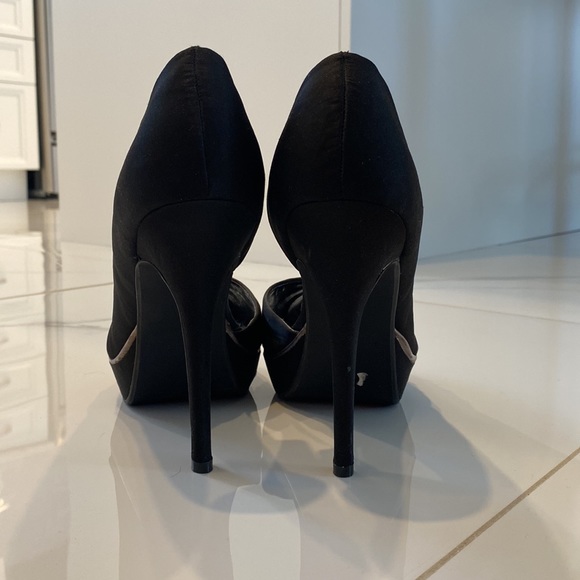 never worn steve madden heals - Picture 5 of 6